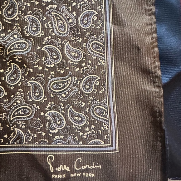 2 Pierre Cardin Men's Brown and Blue Pocket Squares - Picture 5 of 13